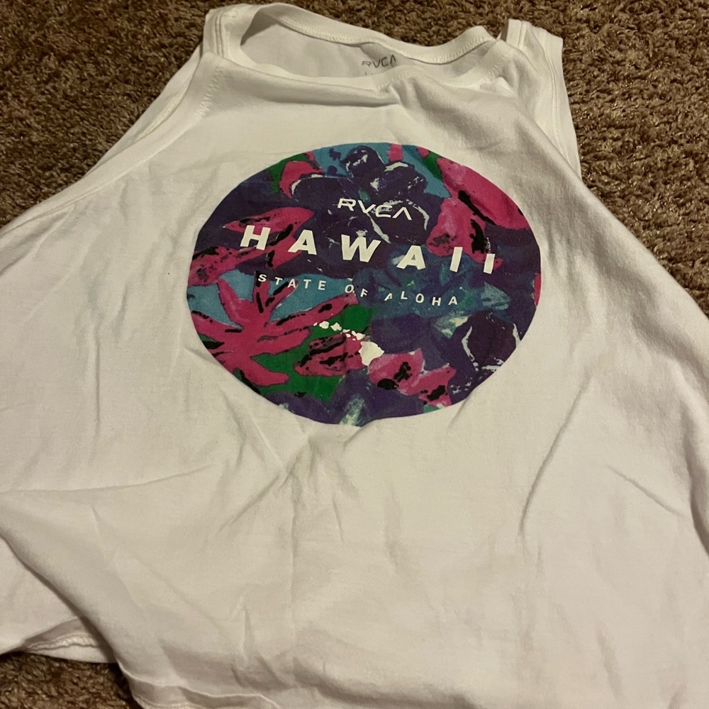 RVCA White cropped Muscle Tee with Multicolor Hawaii Graphic